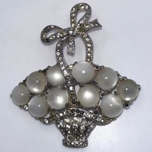 Coro 1941 silver rhodium plated white moonglow lucite rhinestones basket brooch